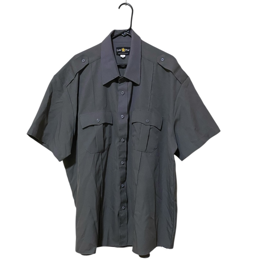 Men’s Law Pro Light Gray Casual Button Down Shirt with Crisp Fabric